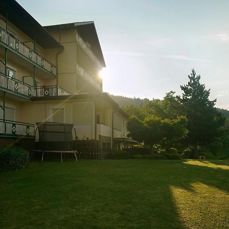 Appartementhotel Karawankenblick Pörtschach am Wörthersee Eksteriør billede