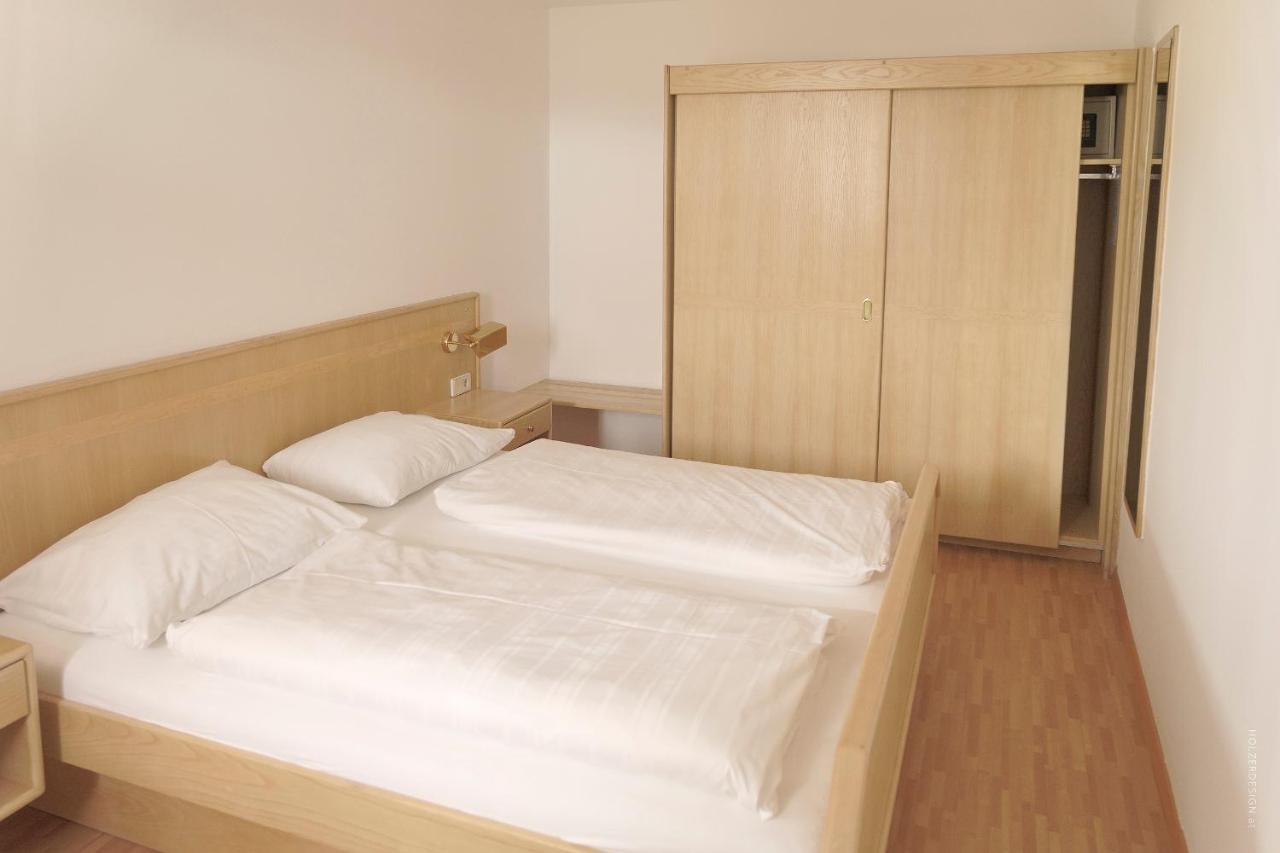 Appartementhotel Karawankenblick Pörtschach am Wörthersee Eksteriør billede