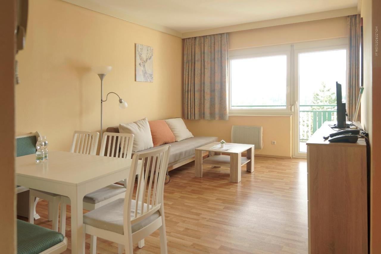 Appartementhotel Karawankenblick Pörtschach am Wörthersee Eksteriør billede