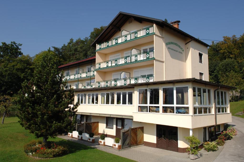 Appartementhotel Karawankenblick Pörtschach am Wörthersee Eksteriør billede
