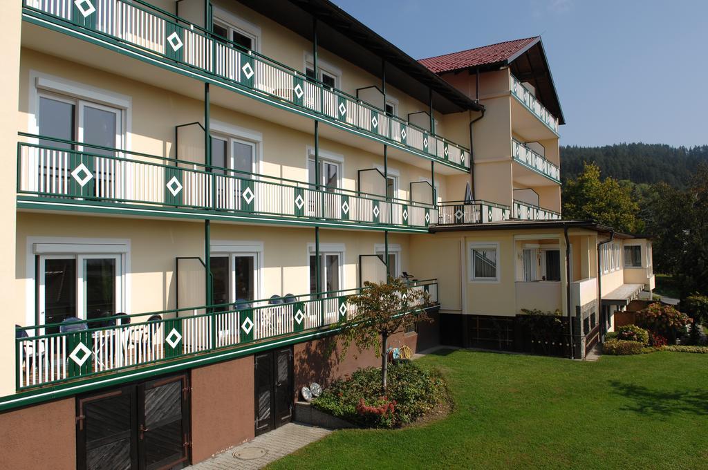 Appartementhotel Karawankenblick Pörtschach am Wörthersee Eksteriør billede